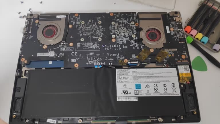 MSI Prestige PS42 8RB 서멀그리스 작업기-5