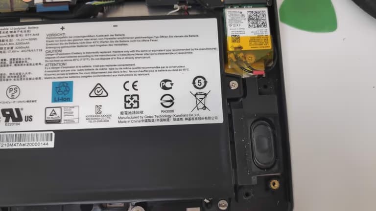 MSI Prestige PS42 8RB 서멀그리스 작업기-7