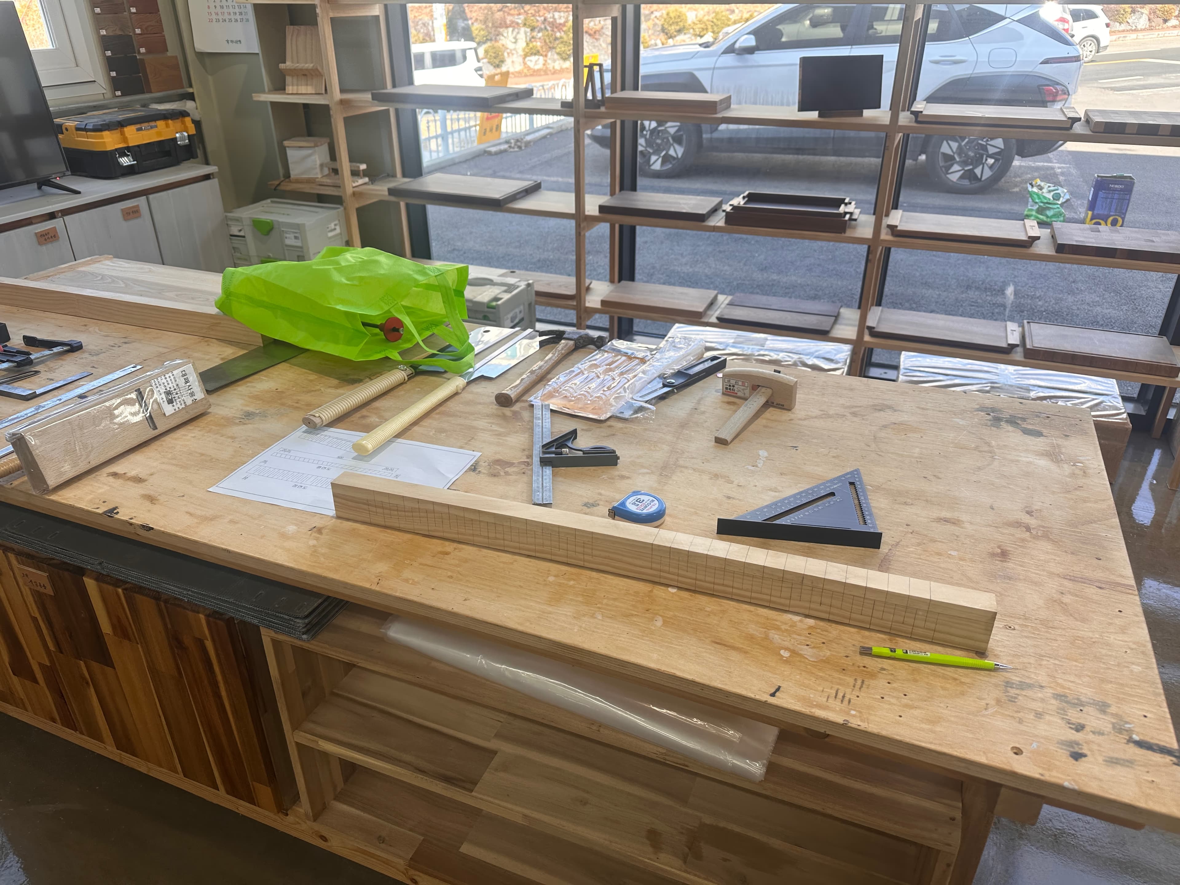 더명장 목공 취미반 1일차 - 톱질 연습, 직선 톱질의 원리