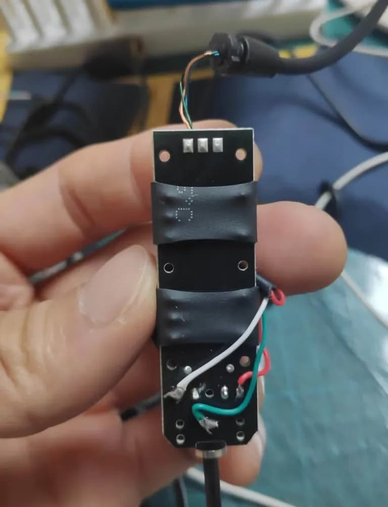 차량용 블루투스 리시버 LBT-990 Aux 단자 수리-4