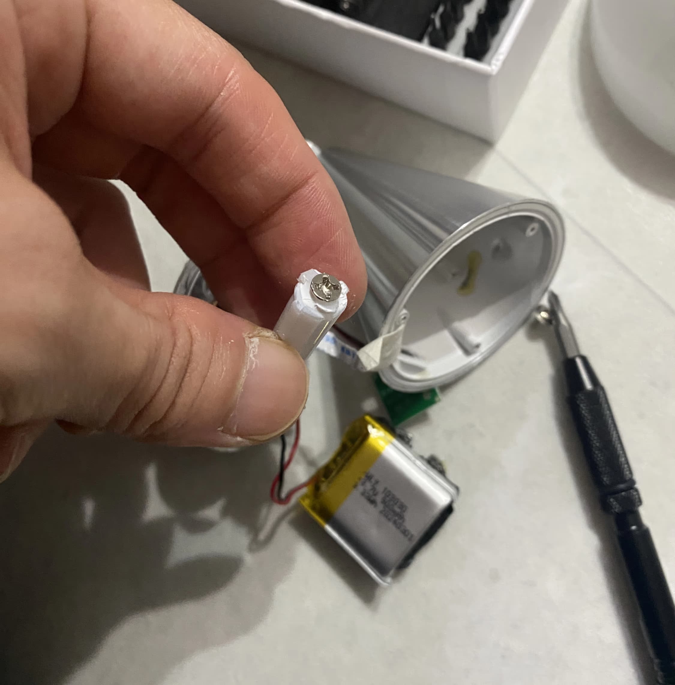 렉슨 미나(LEXON MINA) 전등 분해, 수리하기-8