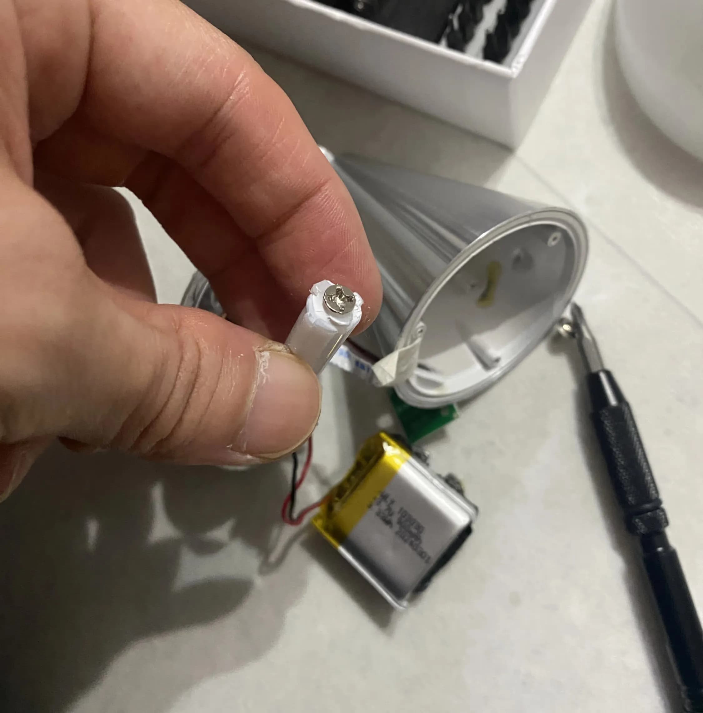 Disassembling and Repairing the LEXON MINA Lamp-8