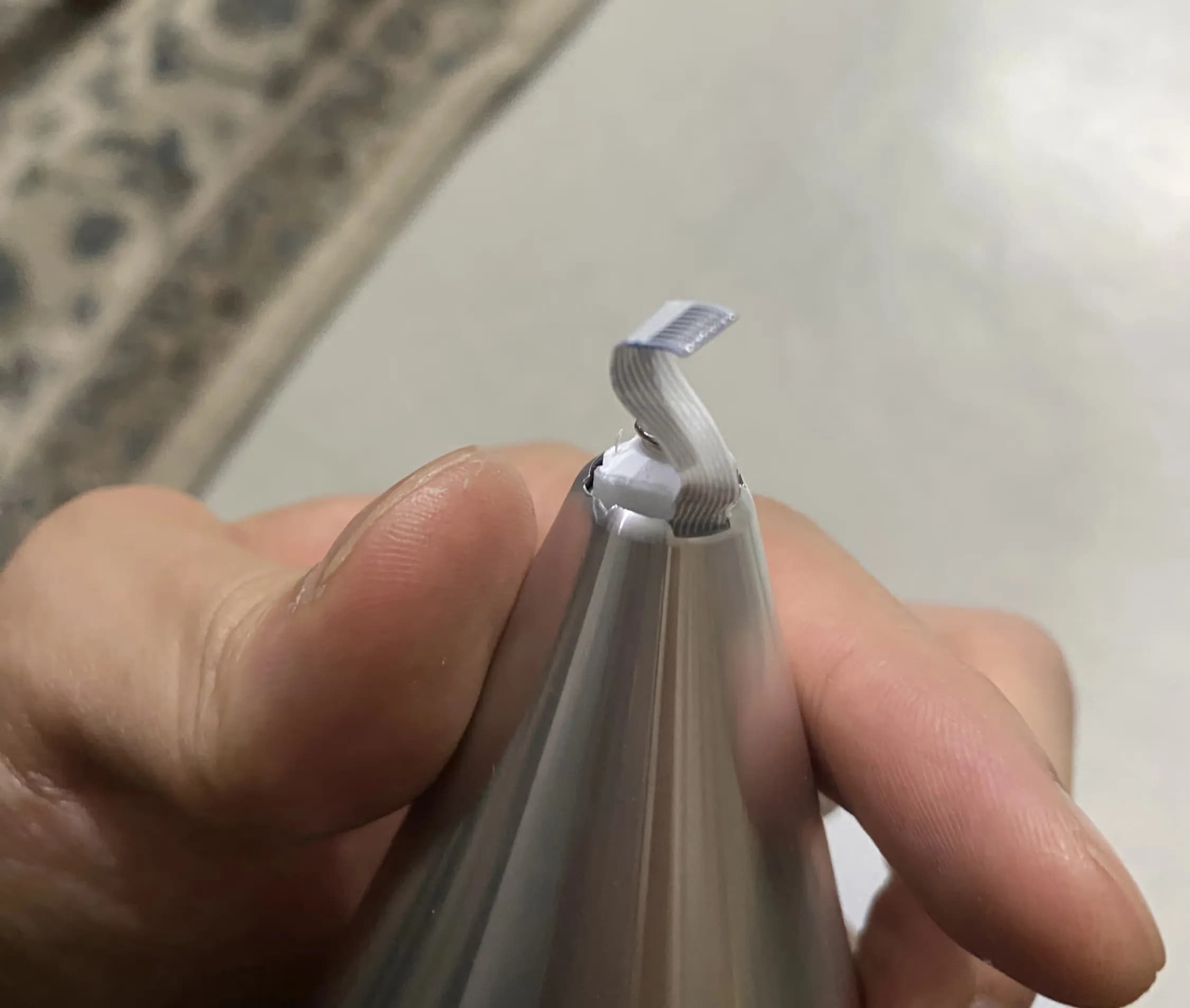 Disassembling and Repairing the LEXON MINA Lamp-4